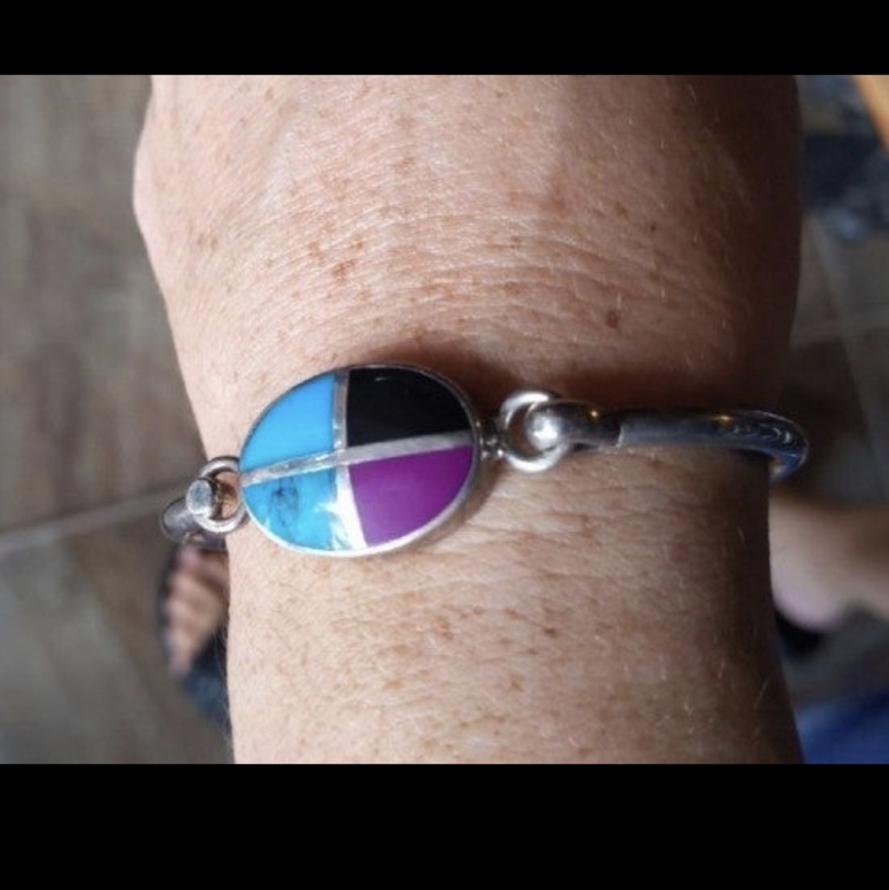 Taxco Vintage Turquoise, Sugilite, Calcedony and Onyx Bracelet - Picture 3 of 7